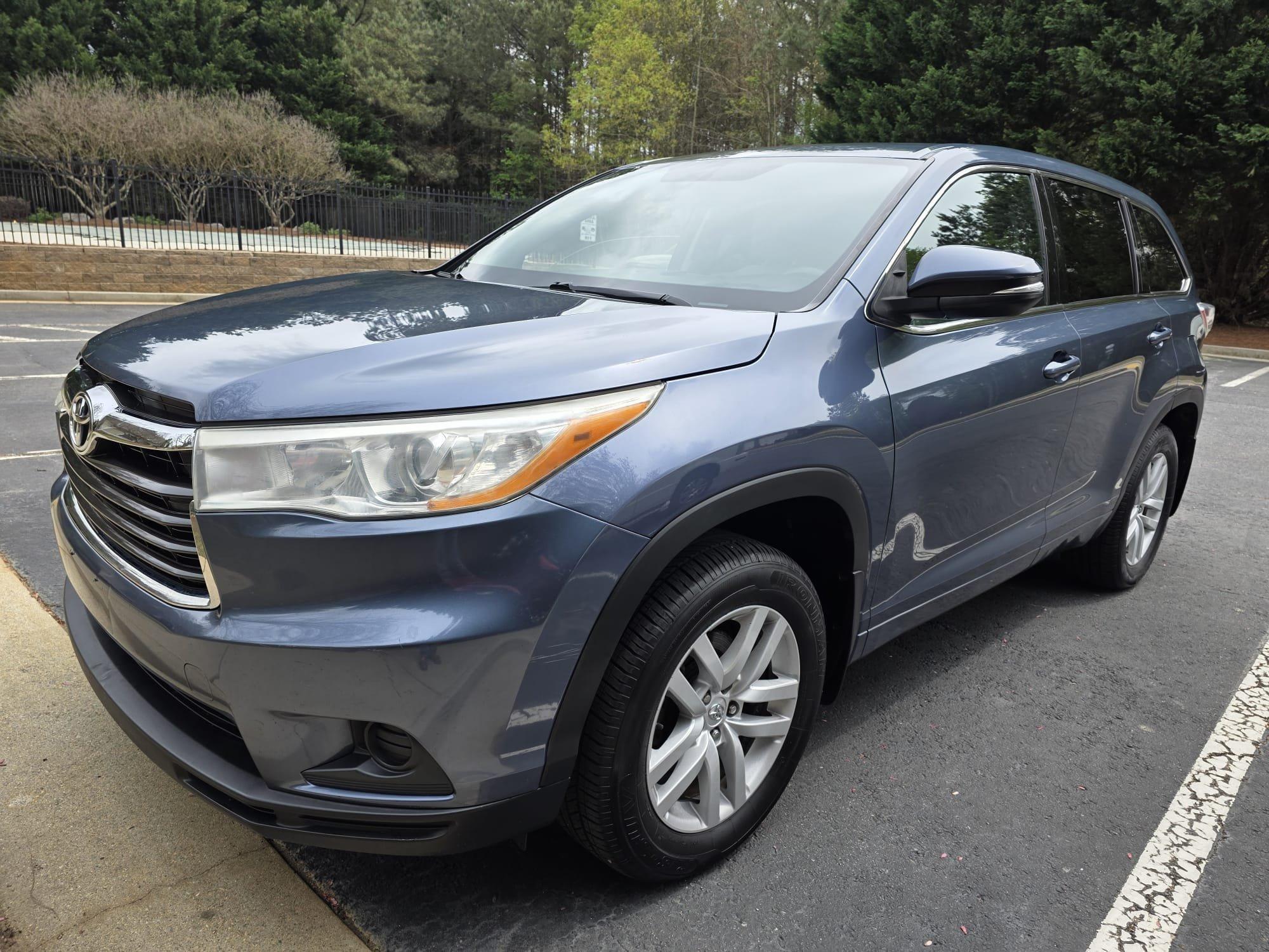 2014 Toyota Highlander LE