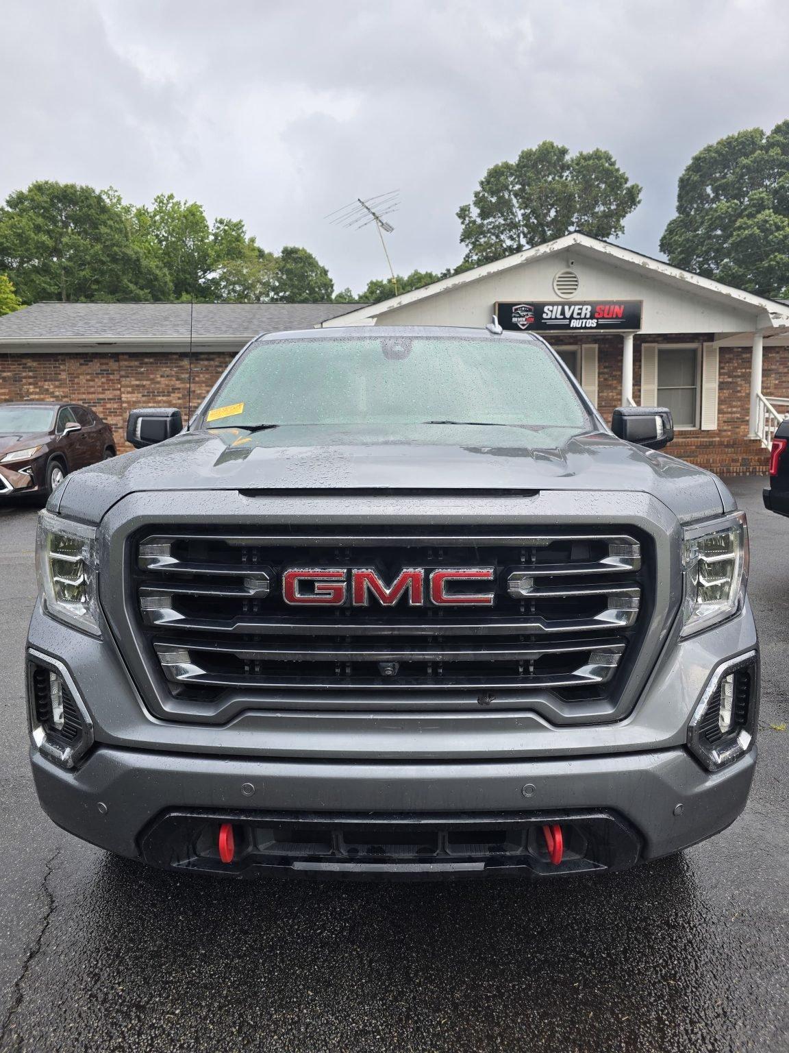 2021 GMC Sierra 2WD Crew Cab Short Box SLE's photo